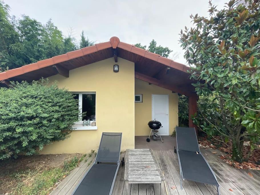 La Petite Maison Chez Jp Chassieu Exterior foto